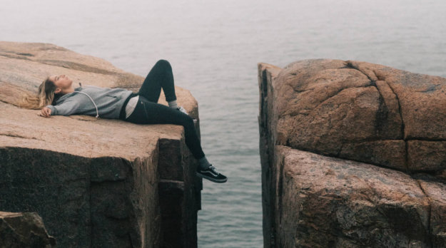 kristopher-roller-320077-unsplash